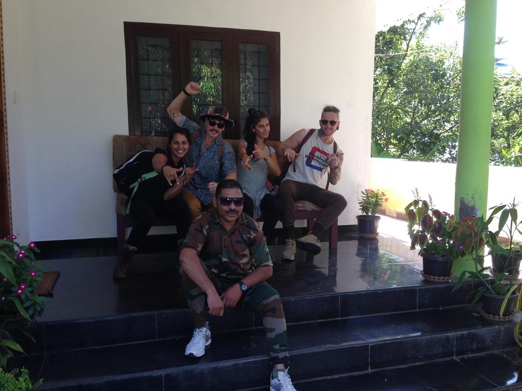 Green Leaf Home Stay Thekkady Quarto foto